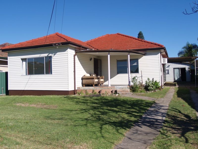 17 Bligh St, Guildford NSW 2161