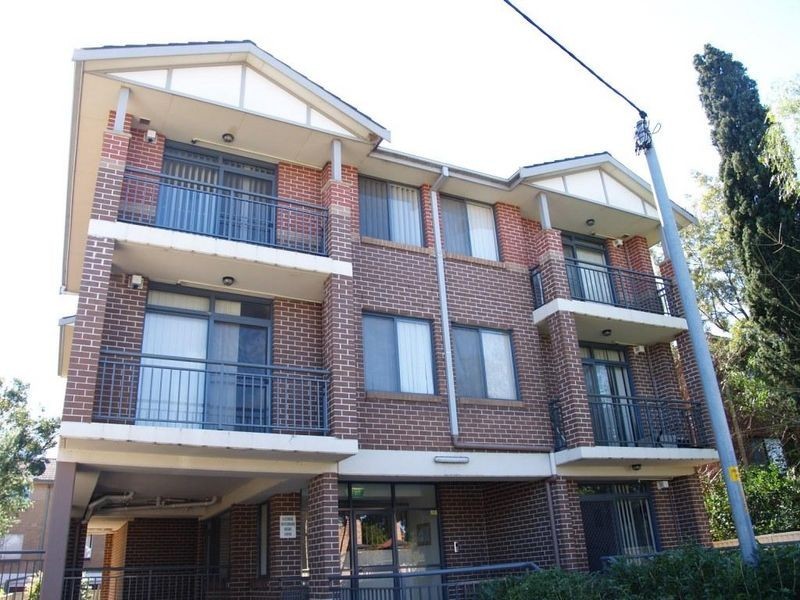 1/7 New York Street, Granville NSW 2142
