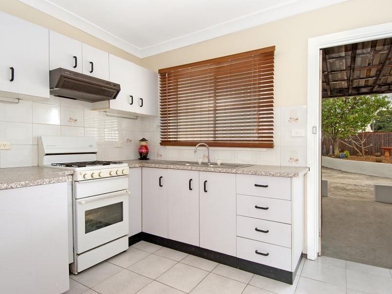 2 Grimwood Street, Granville NSW 2142
