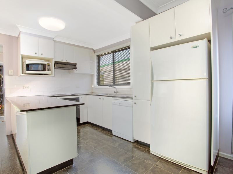 26 Warnock St, Guildford NSW 2161