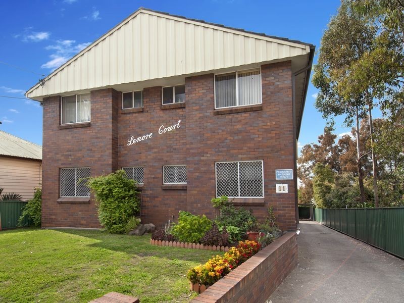 4/11 Lumley Street, Granville NSW 2142