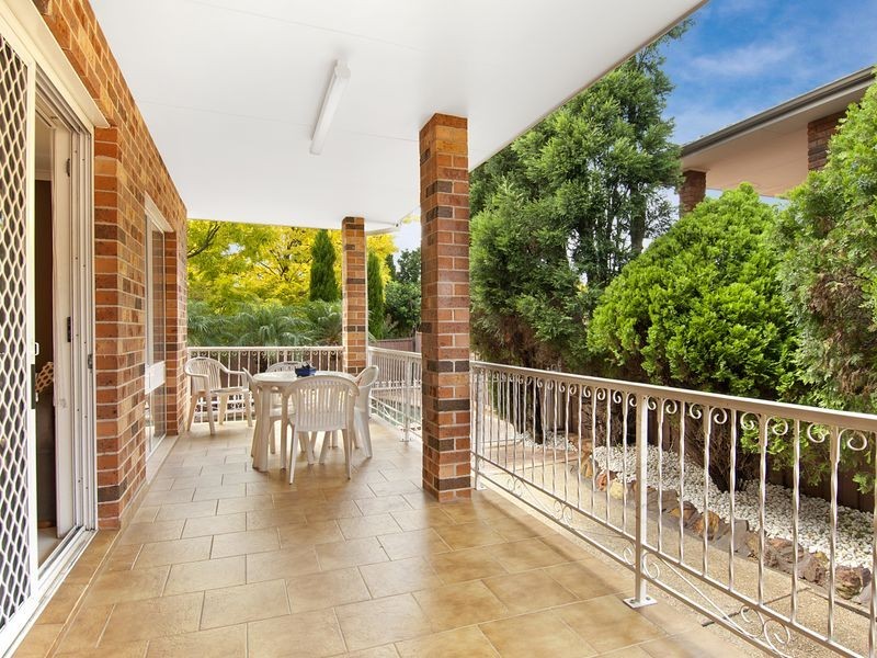 68 Chetwynd Rd, Merrylands NSW 2160