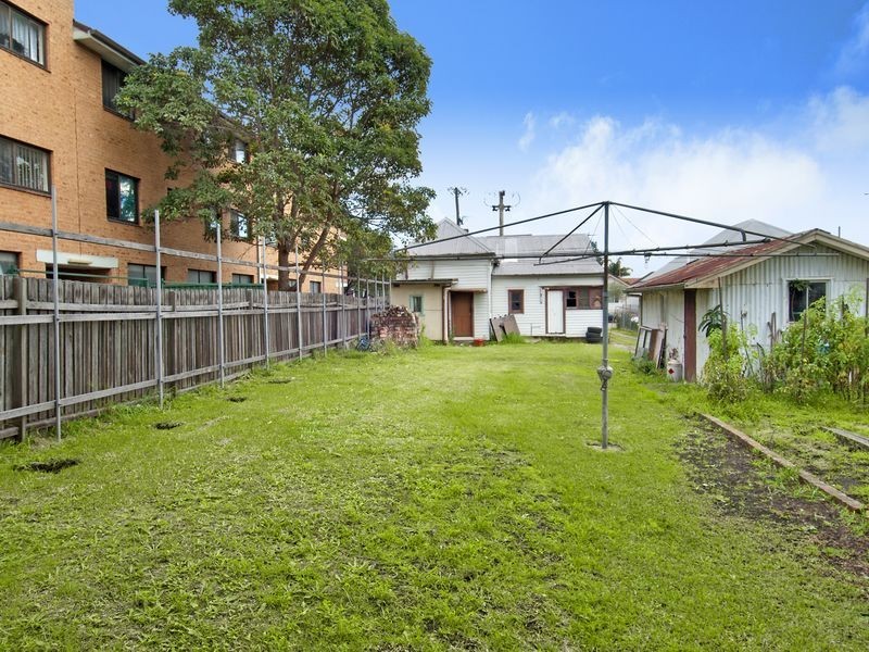 49 The Avenue, Granville NSW 2142