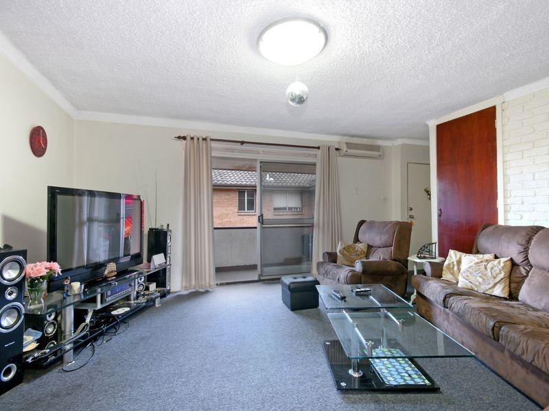 10/15-21 Manchester Street, Merrylands NSW 2160