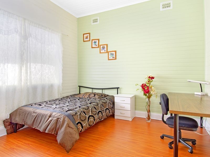 24 John Street, Granville NSW 2142