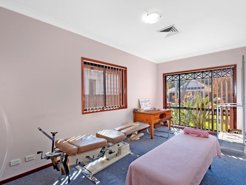 12 The Avenue, Granville NSW 2142