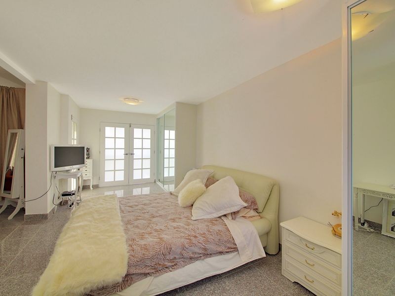 92 Military Road, Guildford NSW 2161