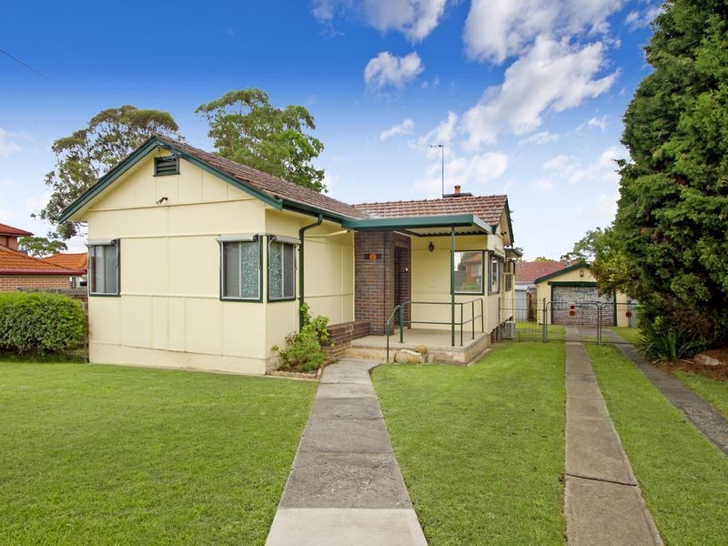 6 Oakleigh Avenue, Granville NSW 2142