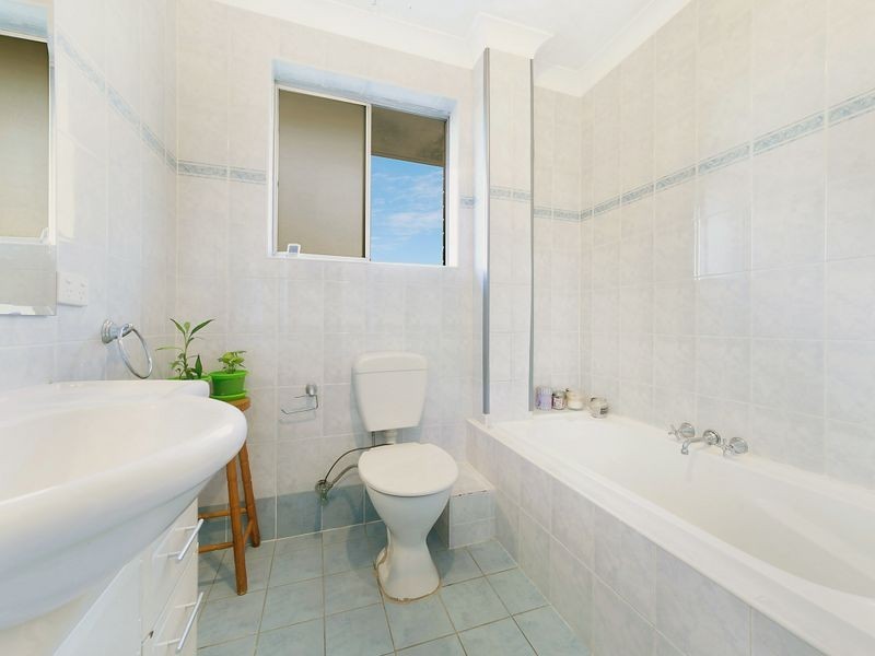 12/17 Blaxcell Street, Granville NSW 2142