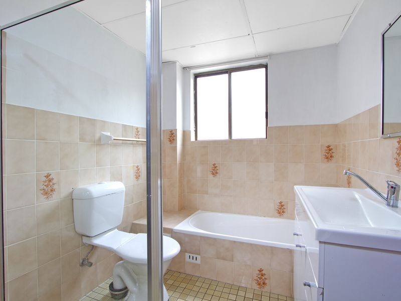 23/11 Louis Street, Granville NSW 2142