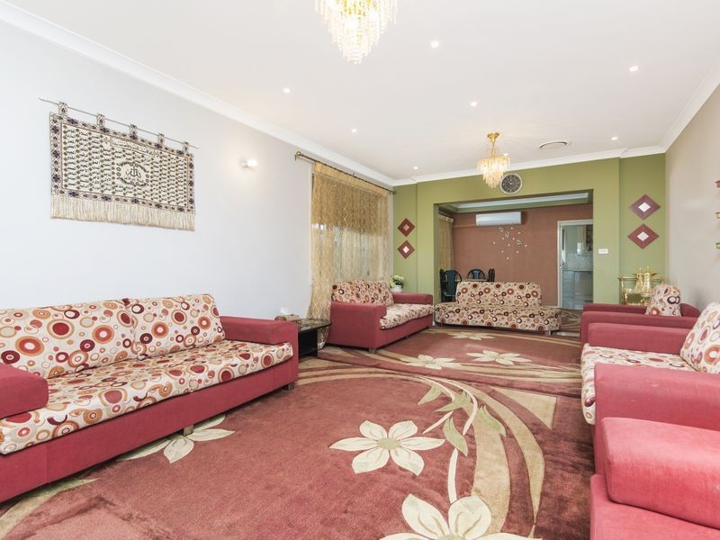 17 Bradman Street, Merrylands NSW 2160