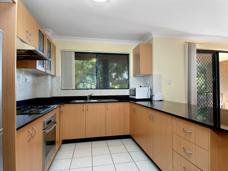 17/12-16 Blaxcell Street, Granville NSW 2142