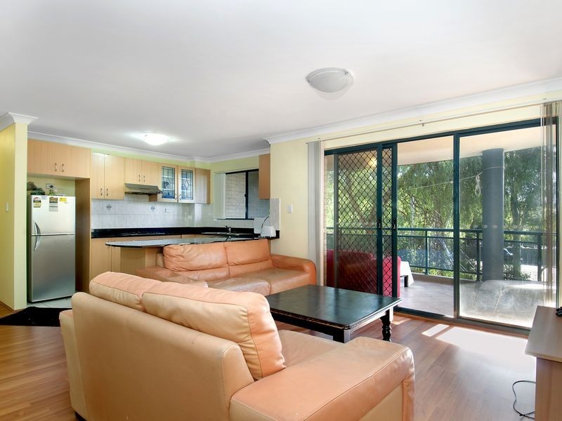 17/12-16 Blaxcell Street, Granville NSW 2142