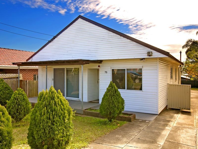 75 Adam Street, Guildford NSW 2161