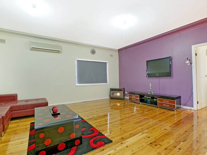 75 Adam Street, Guildford NSW 2161