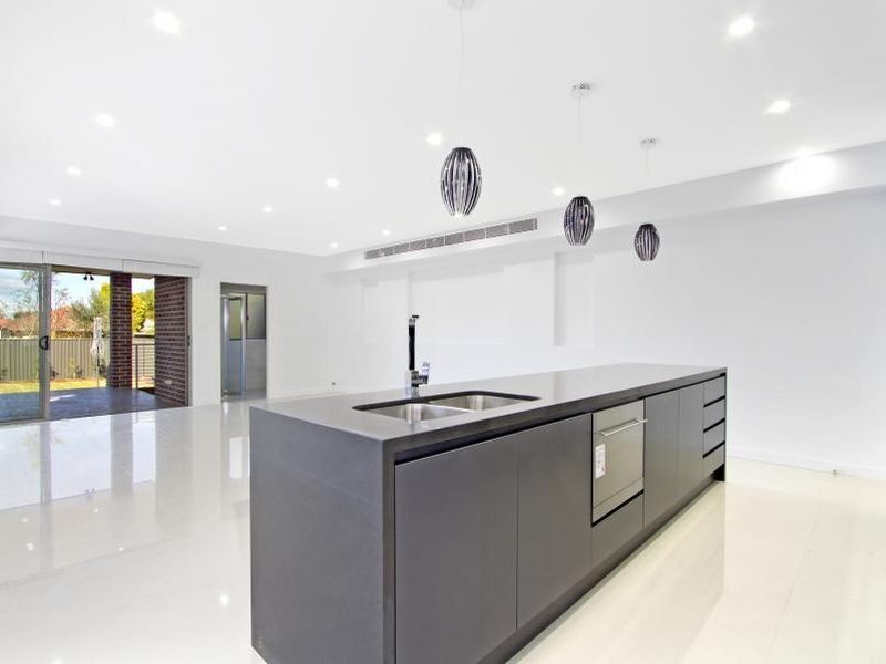 18 Earl Street, Merrylands NSW 2160