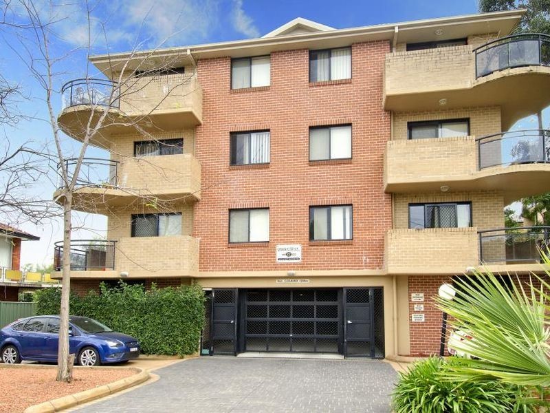 12/22 Blaxcell Street, Granville NSW 2142