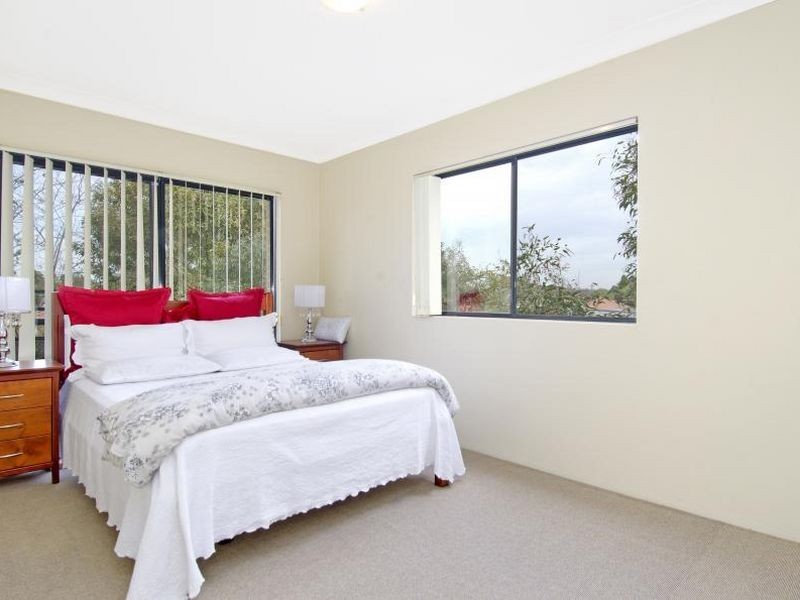 12/22 Blaxcell Street, Granville NSW 2142