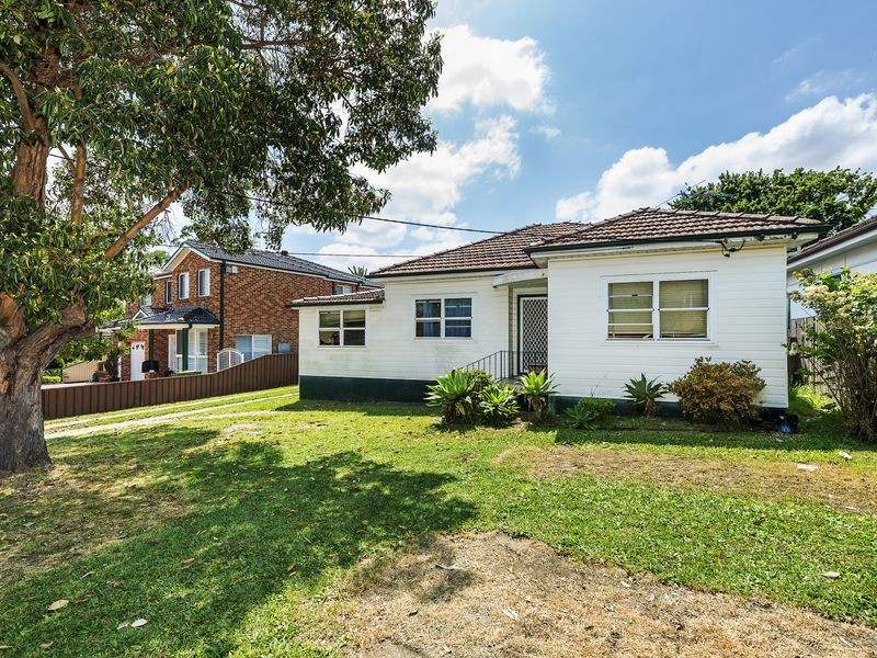 7 Carhullen Street, Merrylands NSW 2160