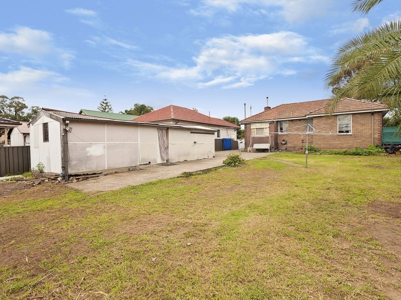 252 Blaxcell Street, Granville NSW 2142