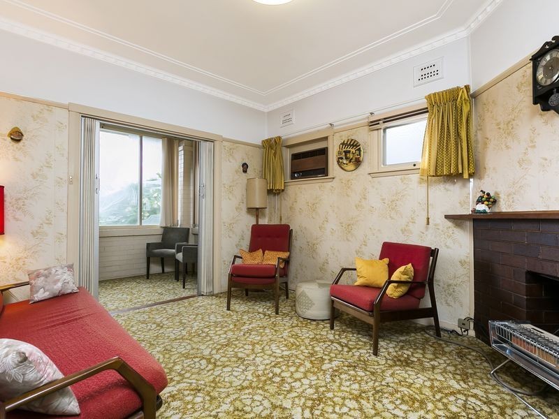 8 Bradman Street, Merrylands NSW 2160