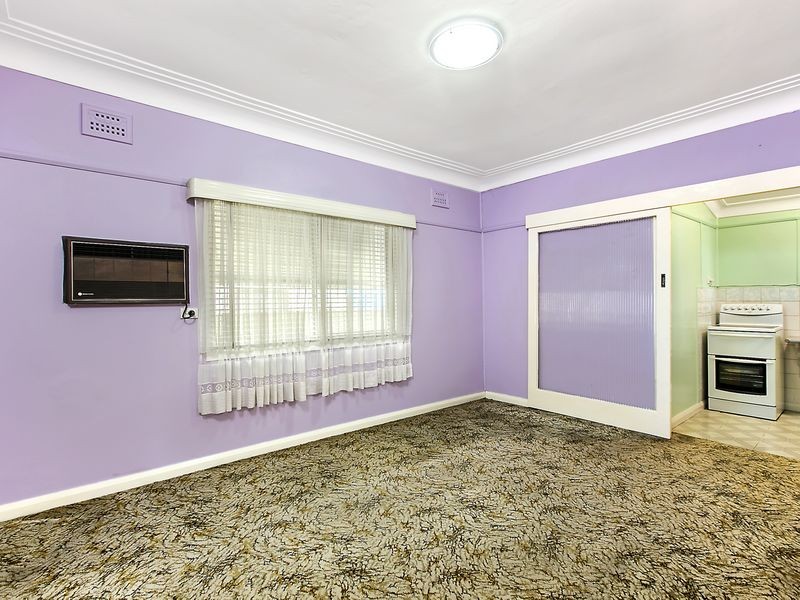 8 Ashby Street, Guildford NSW 2161