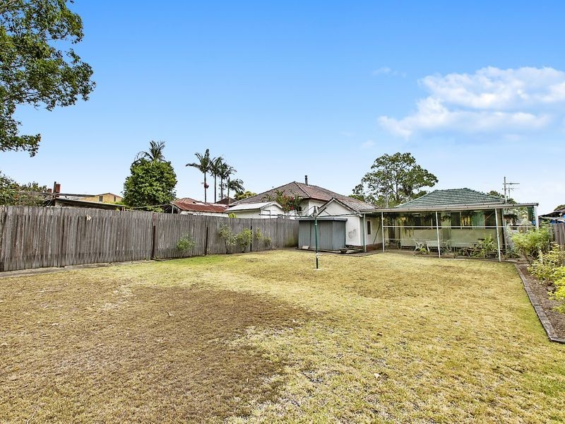 8 Ashby Street, Guildford NSW 2161