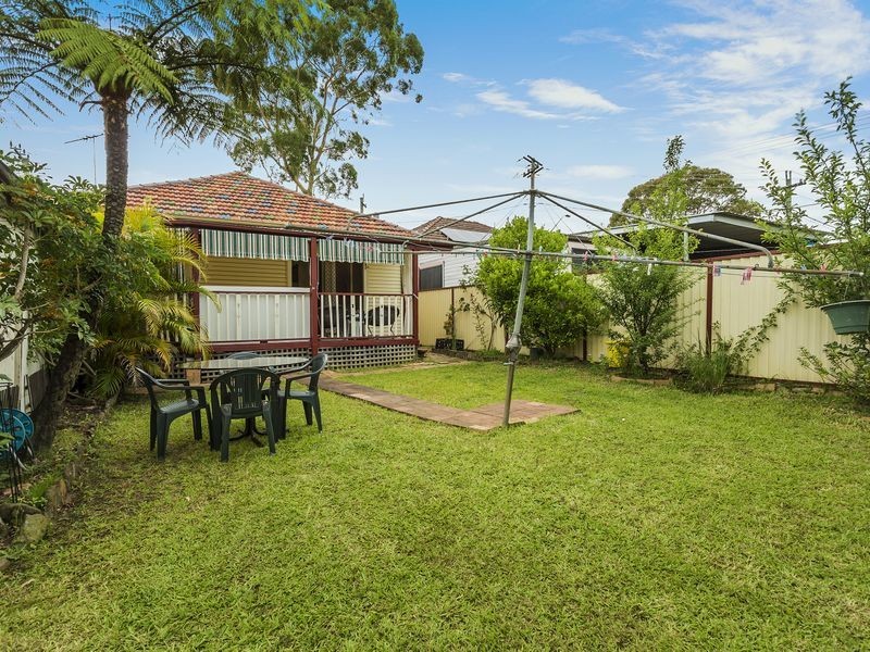 18 Excelsior Street, Merrylands NSW 2160