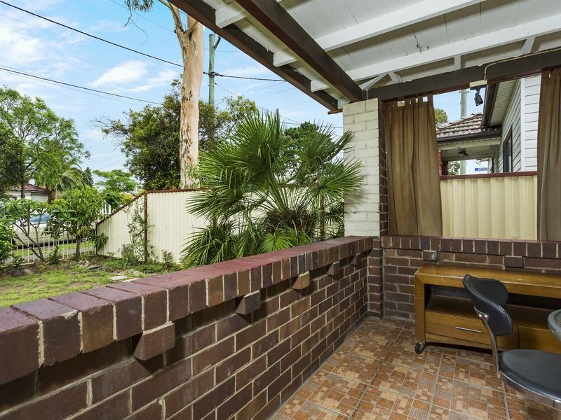 18 Excelsior Street, Merrylands NSW 2160