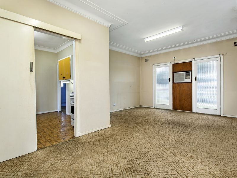 17 Strickland Road, Guildford NSW 2161