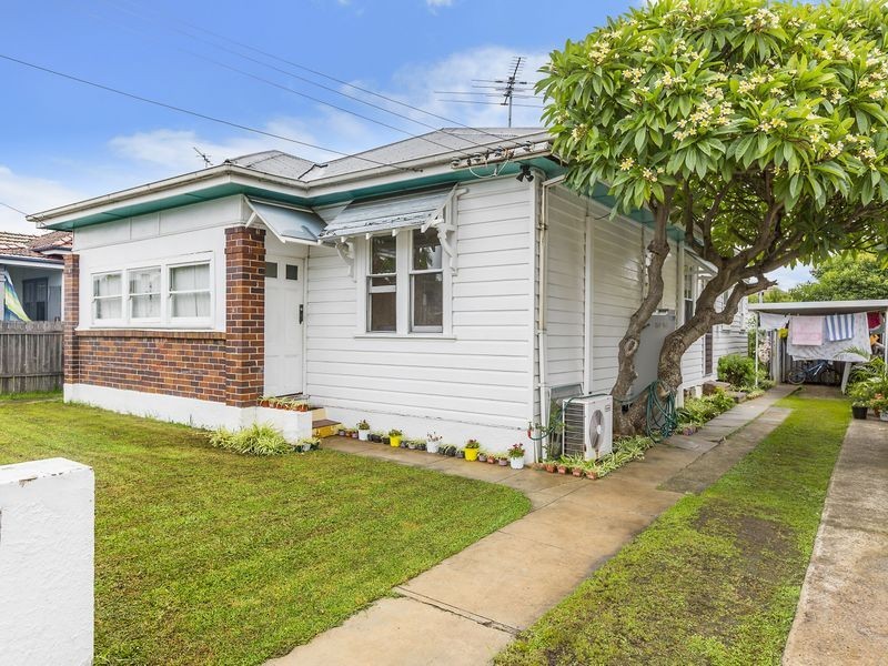 6 Bennalong Street, Granville NSW 2142