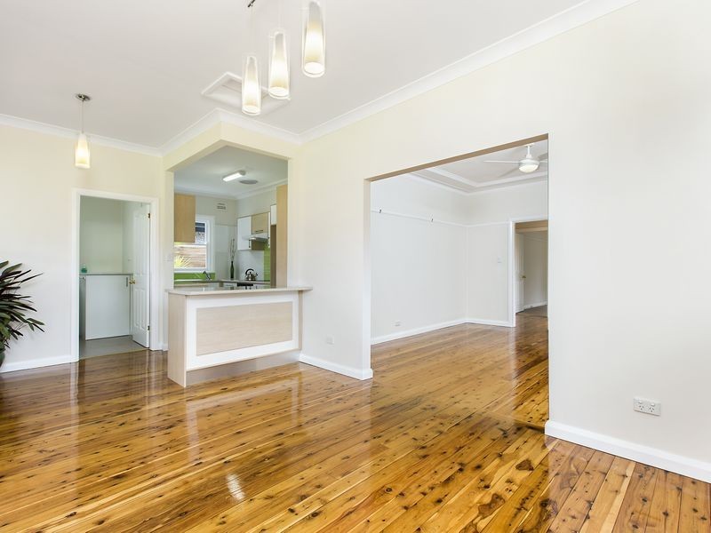 5 Robertson Street, Merrylands NSW 2160