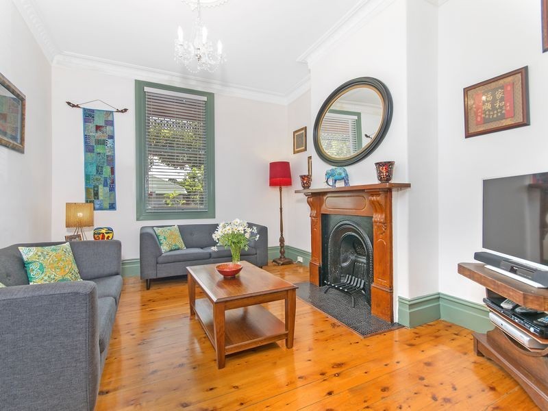 19 The Avenue, Granville NSW 2142