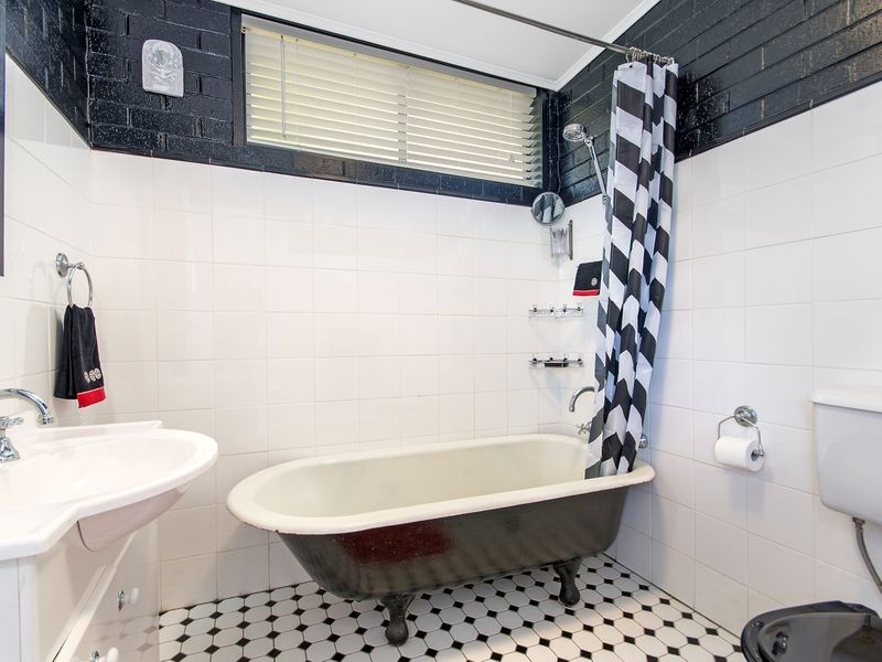 19 The Avenue, Granville NSW 2142