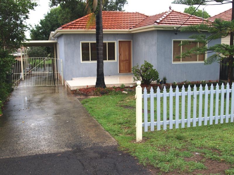 42 Finlayson Street, Wentworthville NSW 2145