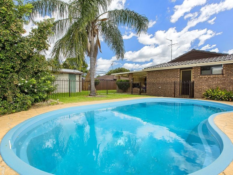 62 Solander Drive, St Clair NSW 2759