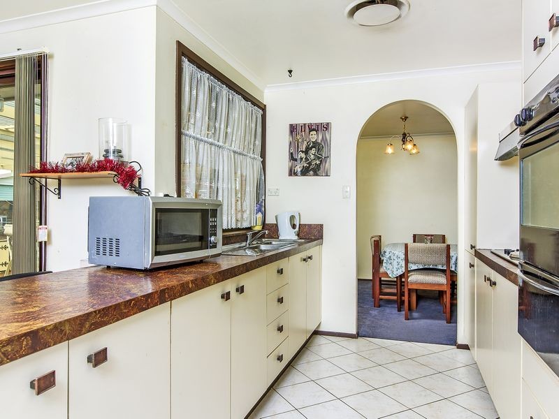 62 Solander Drive, St Clair NSW 2759