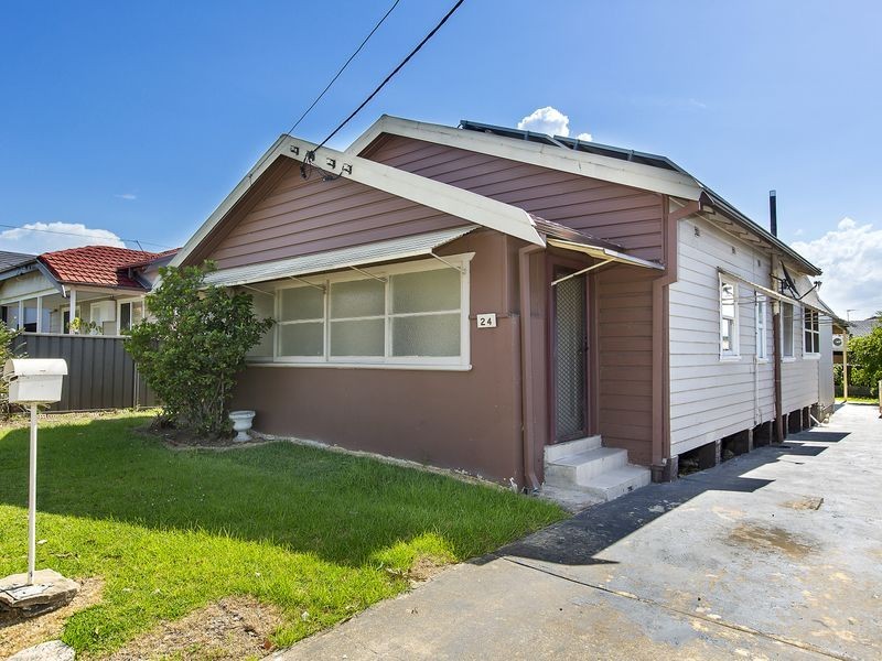 24 Excelsior Street, Merrylands NSW 2160