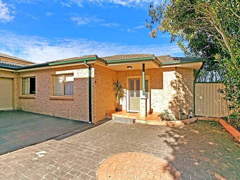 6/149 Blaxcell Street, Granville NSW 2142