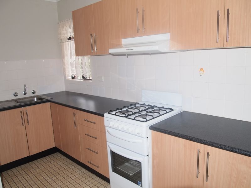 4/8 Mary Street, Granville NSW 2142