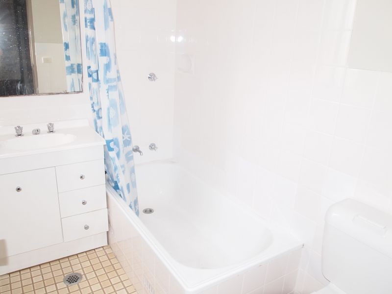 4/8 Mary Street, Granville NSW 2142