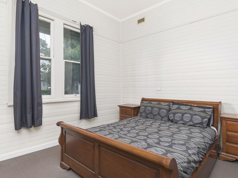 137 The Avenue, Granville NSW 2142