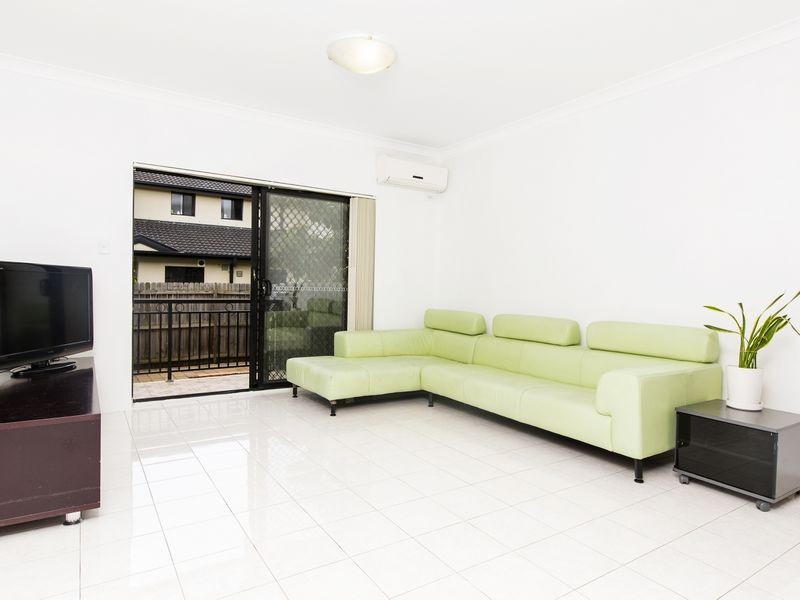 8/17-21 Guildford Road, Guildford NSW 2161