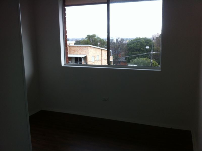 9/31 Harris Street, Harris Park NSW 2150