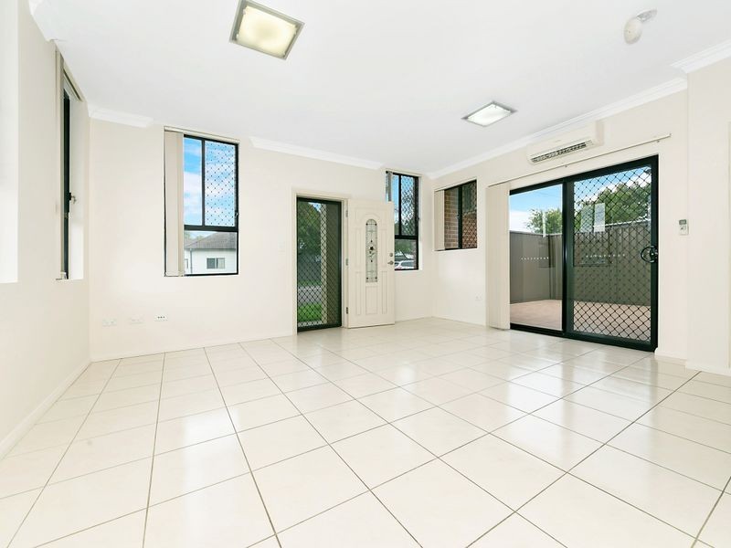 1/9 Gray Street, Granville NSW 2142