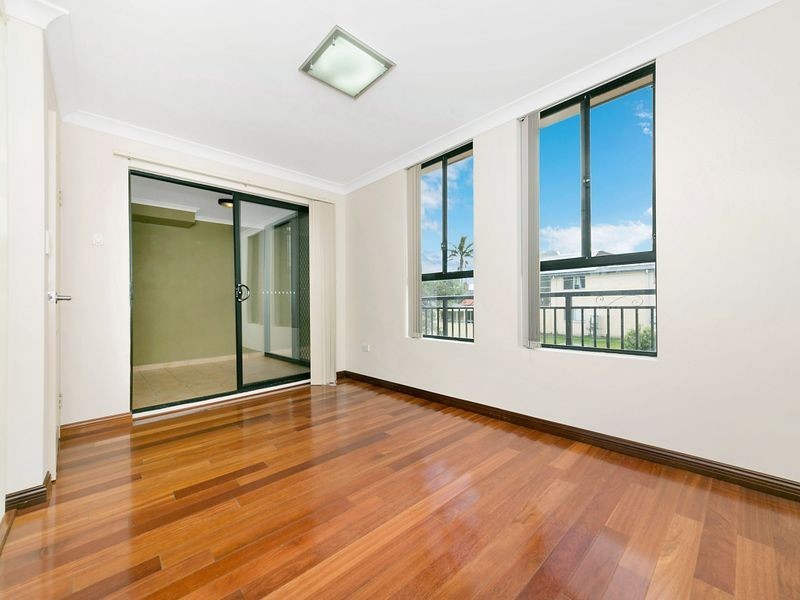 1/9 Gray Street, Granville NSW 2142