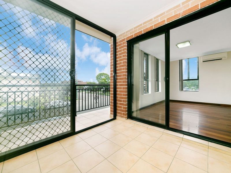 1/9 Gray Street, Granville NSW 2142
