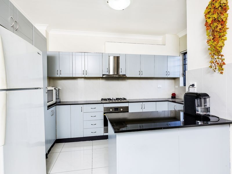 2/17-21 Guildford Road, Guildford NSW 2161