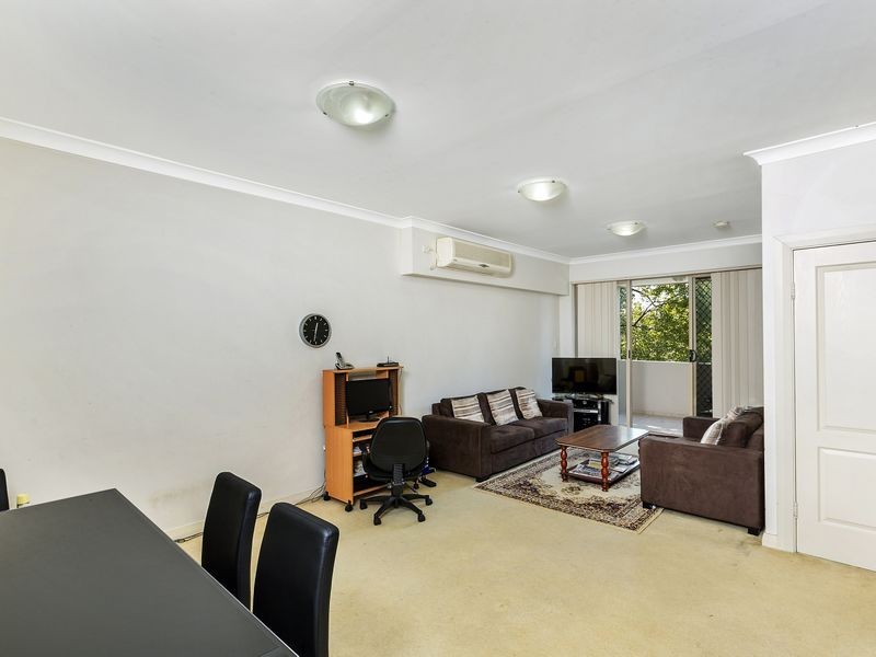 17/85-87 Mountford Avenue, Guildford NSW 2161