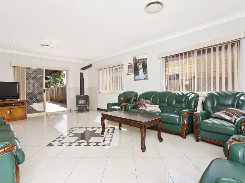 316 Blaxcell Street, Granville NSW 2142